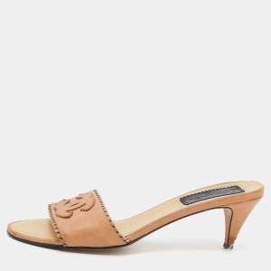 Pre Owned Chanel Beige Leather CC Logo Slide Sandals Size 38.5