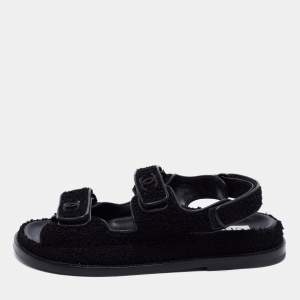 مملوكة مسبقًا Chanel Black Fabric CC Velcro Slingback Flat Sandals Size 36.5