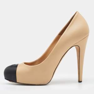 مملوكة مسبقًا Chanel Beige/Black Leather CC Cap Toe Pumps Size 39