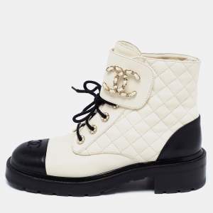 Chanel White/Black Quilted Leather CC Cap Toe Chain Link Logo Combat Boots Size 41