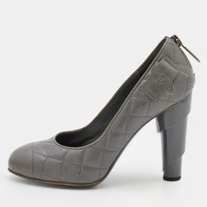 Pre Owned Chanel Grey Quilted Leather Pocket Detail Cap Toe Pumps Size 37