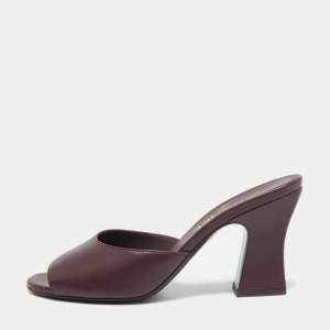 Chanel Burgundy Leather CC Slide Sandals Size 38