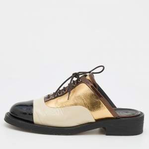 Pre Owned Chanel Multicolor Patent and Leather CC Flat Mules Size 39