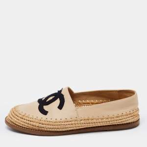 Chanel Beige/Black Leather and Woven Raffia CC Espadrille Flats Size 36