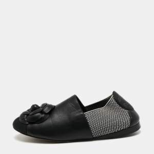 Pre Owned Chanel Two Tone Leather and Elastic Cap Toe Camellia Flower Ballet Flats Size 37