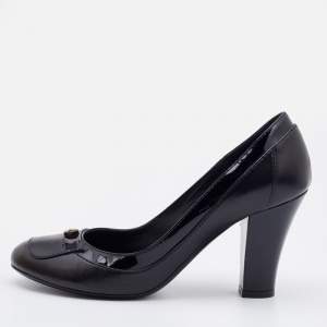 Chanel Black Patent and Leather CC Pumps Size 38