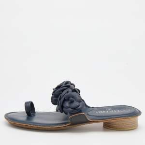 Chanel Blue Leather Camellia Thong Flat Sandals Size 37