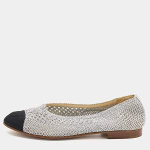 Pre Owned Chanel Silver/Black Woven Mesh and Fabric CC Cap Toe Ballet Flats Size 36.5