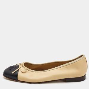 Pre Owned Chanel Beige/Black Leather CC Ballet Flats Size 37