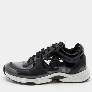 مملوكة مسبقًا Chanel Black PVC and Patent Leather CC Low Top Sneakers Size 39.5