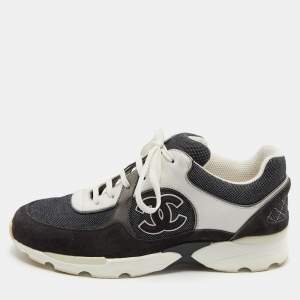 Pre Owned Chanel Black/White Denim, Suede and Leather CC Low-Top Sneakers Size 38.5