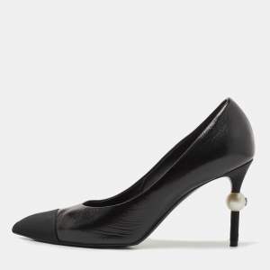 Pre Owned Chanel Black Leather and Fabric Faux Pearl Cap-Toe Pointed-Toe Pumps Size 37.5