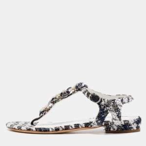 Chanel Black/White Tweed Flower Embellished Thong Flat Sandals Size 37.5