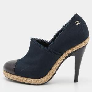 Pre Owned Chanel Dark Blue/Black Canvas and Leather Cap Toe Espadrilles Clogs Size 40