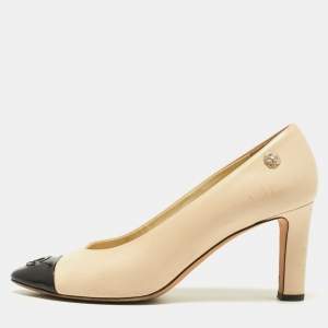 Pre Owned Chanel Beige/Black Leather and Patent CC Cap Toe Pumps Size 38
