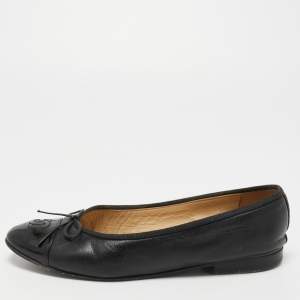 Chanel Black Leather and Patent CC Ballet Flats Size 37.5