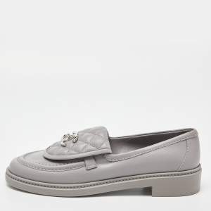 Pre Owned Chanel Grey Quilted Leather CC Turnlock Loafers Size 38.5