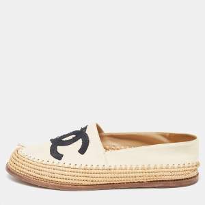 Pre Owned Chanel Cream Leather and Raffia CC Espadrille Flats Size 41