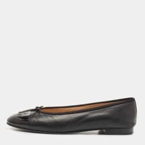 Chanel Black Patent and Leather CC Cap Toe Ballet Flats Size 39.5   