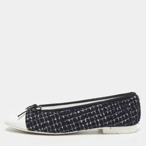 Chanel Black/White Tweed and Patent Leather CC Cap Toe Bow Ballet Flats Size 38.5