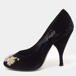 Pre Owned Chanel Black Velvet Embellished CC Pumps Size 37