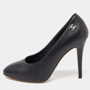 Chanel Black Leather CC Round Toe Pumps Size 38