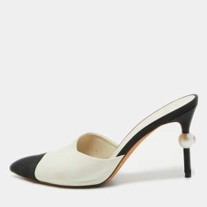 Chanel White/Black Leather and Fabric CC Faux Pearl Heel Mules Size 38.5