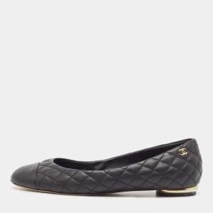Chanel Black Quilted Leather CC Ballet Flats Size 37