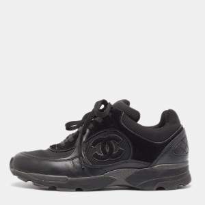 مملوكة مسبقًا Chanel Black Mesh and Suede CC Low Top Sneakers Size 37