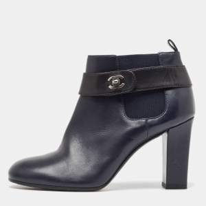 Chanel Navy Blue/Black Leather CC Turnlock Ankle Boots Size 39