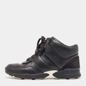 مملوكة مسبقًا Chanel Black Leather And Satin Athletic CC Lace Up Sneakers Size 38