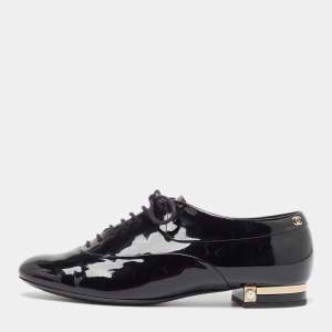 Chanel Black Patent Leather CC Lace Up Oxfords Size 40.5 