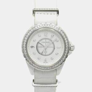 Chanel White Ceramic J12 H4190 Quartz Women's Wristwatch 33 mm