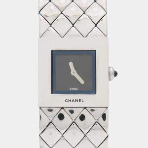 مملوكة مسبقًا Chanel Matelasse Quartz Black Stainless Steel Women's Wristwatch 19 mm