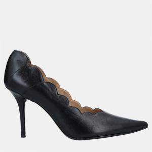 Chloe Leather Scalloped Pointed Toe Pumps 41
