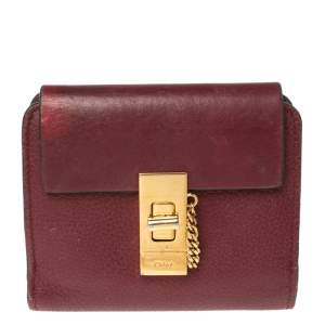 Pre Owned Chloe Burgundy Leather Drew Compact Wallet