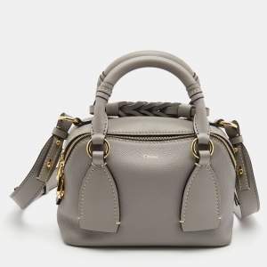 Pre Owned Chloe Grey Leather Small Daria Shoulder Bag