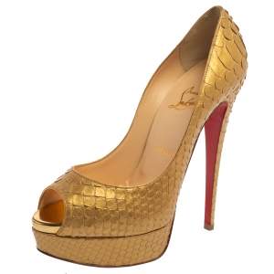مملوكة مسبقًا Christian Louboutin Gold Python Lady Peep Toe Platform Pumps Size 38.5