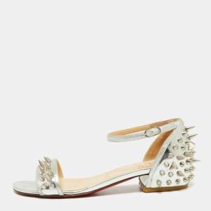 مملوكة مسبقًا صندل كريستيان لوبوتان درويد جلد فضي مرصع سير كاحل مقاس 35.5