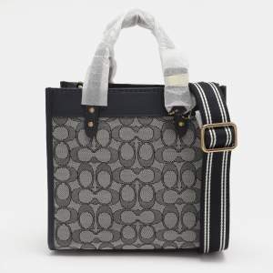 Pre Owned Coach Navy Blue Signature Canvas and Leather Field 22 Tote