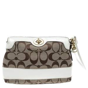 Coach Beige/White Signature Canvas Wristlet Pouch