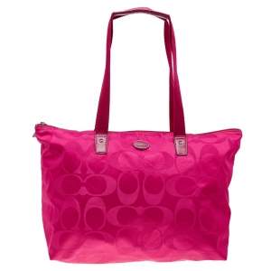 Pre Owned Coach Pink Nylon Getaway Packable Weekender Tote