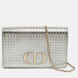مملوكة مسبقًا Dior 2in1 30 Montaigne Silver Microcannage Patent Leather Pouch Bag