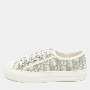 مم لوكة مسبقًا Dior Walk'n'Dior Size 37 White/Light Grey Oblique Canvas and Rubber Low Top Sneakers