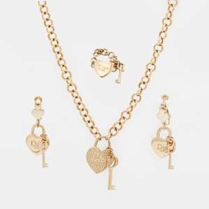 Pre Owned Dior Gold Tone Crystal Dior Logo Jewelry Set