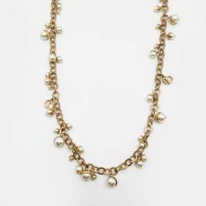 مملوكة مسبقًا Dior Mise En Dior CD Faux Pearl Gold Tone Long Necklace