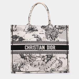 Pre Owned Dior White Large Canvas Embroidered Zodiac Toile De Jouy Book Tote