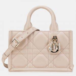 Pre Owned Christian Dior Dior Macrocannage Beige Leather Handbag