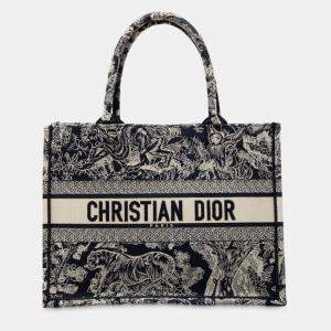 Pre Owned Dior Blue Medium Canvas Embroidered Reverse Dioriviera Toile De Jouy Book Tote