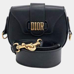 مملوكة مسبقًا Dior Black Leather Defense Saddlebag